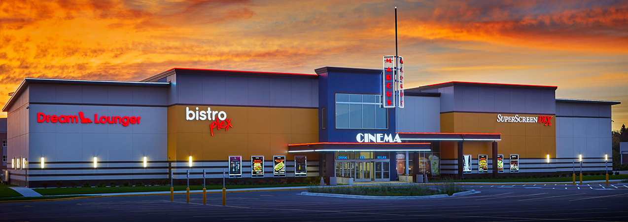 The entire front of the Bistroplex Southridge movie theater and parking lot in Wisconsin.